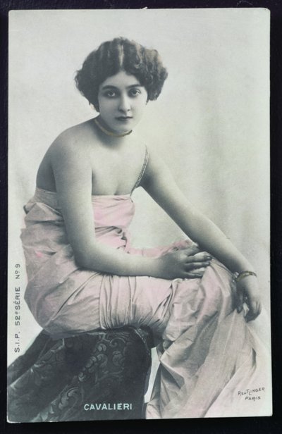 Postcard depicting the dancer and singer Lina Cavalieri by Reutlinger Studio